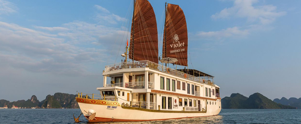 Violet Cruise 2 days/1 night