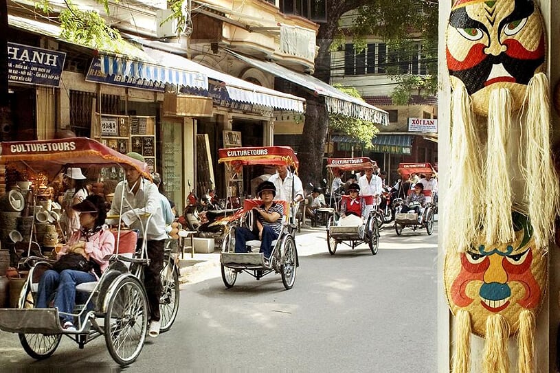 cyclo-around-hanoi