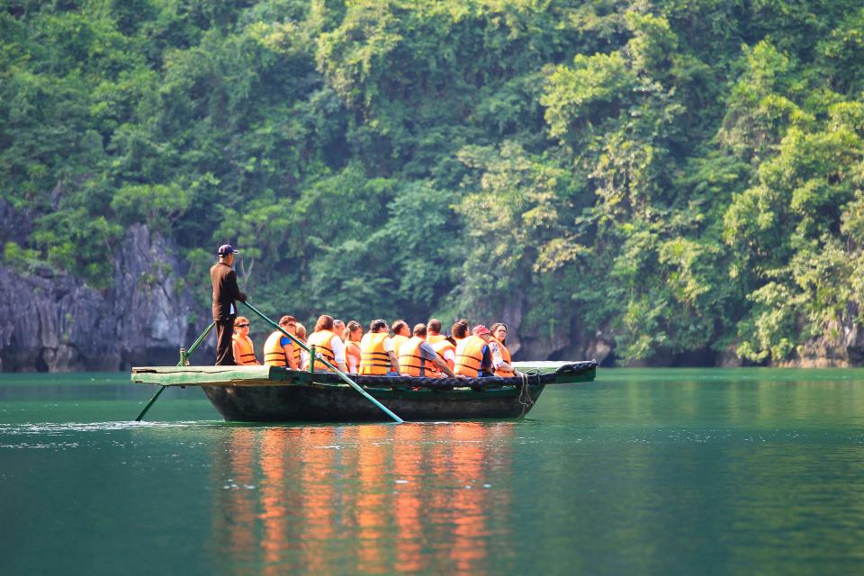 bamboo-boat-1