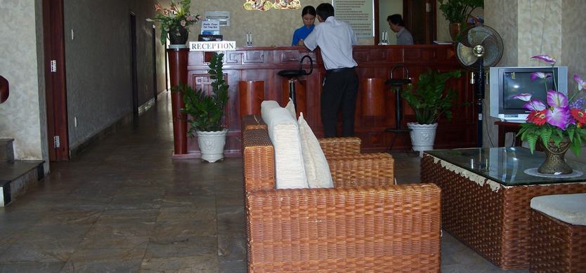 Phuong Dong Hotel