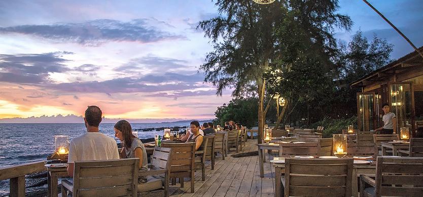 Enjoy delicious meals at the restaurant with beautiful views in Phu Quoc
