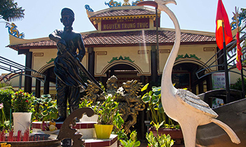 Visit The Historical Site in Phu Quoc-Nguyen Trung Truc Monument