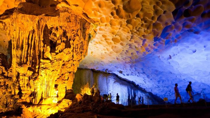 Thien Cung Cave