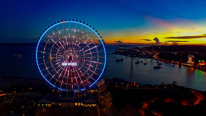 Sun Wheels at night