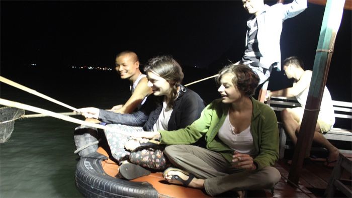 How to catch squid at night in Phu Quoc