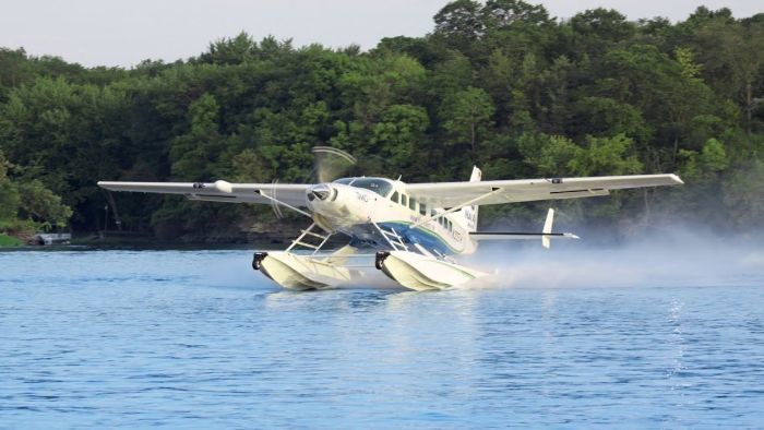 What makes seaplanes in Halong Bay special?