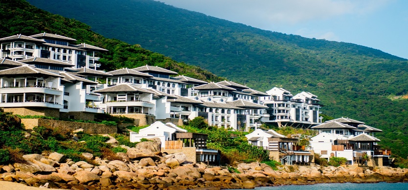 Top 6 Five-star Beach Resorts for a Dreaming Vacation in Da Nang (Editor’s choice)