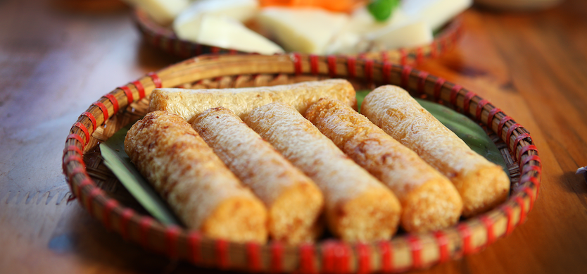 Bamboo-tube rice – a very delicious specialty in the Northwest mountains
