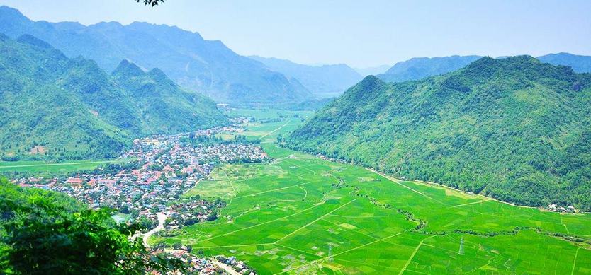 Mai Chau or “Women At Work”