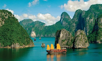 fr-Travel guides from Halong to Tuan Chau Island