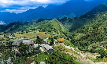 When should you visit Sapa for the best weather?