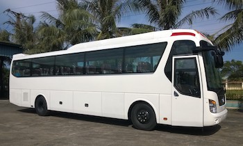 How to get to Halong Bay from Hanoi by passenger buses
