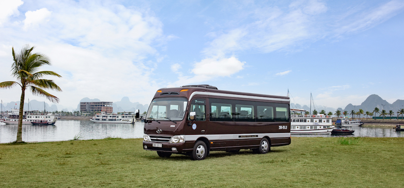 How to get to Halong Bay from Hanoi by luxury bus