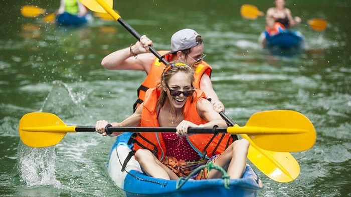 Kayaking in Halong Bay