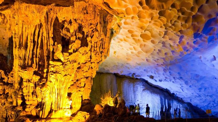 Thien Canh Son Cave