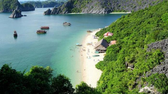 The beauty of Lan Ha Bay