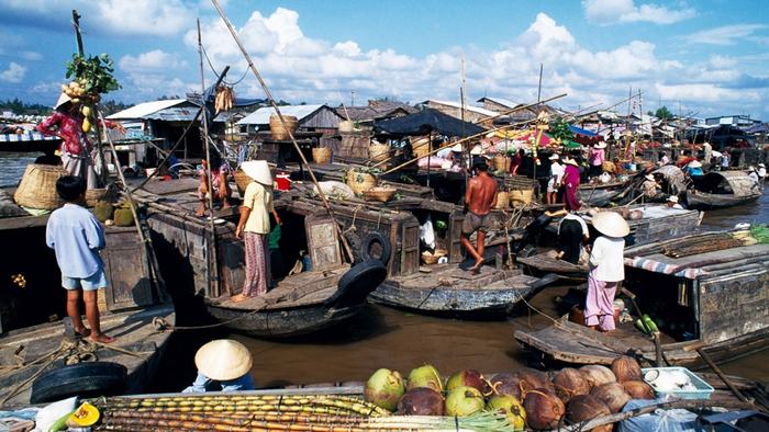 Cai Rang floating market