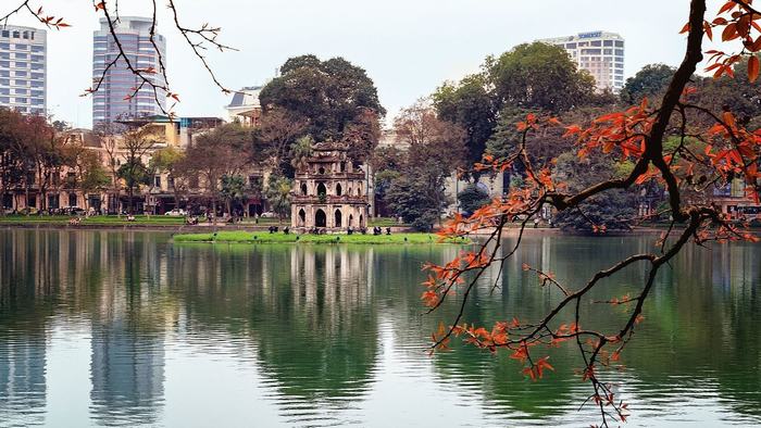 Hoan Kiem Lake