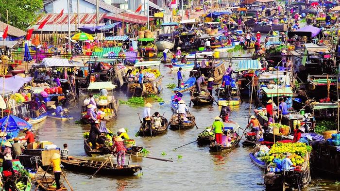 Cai Be Floating Market