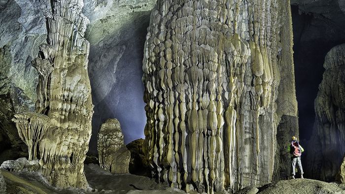 Explore Son Doong Cave 