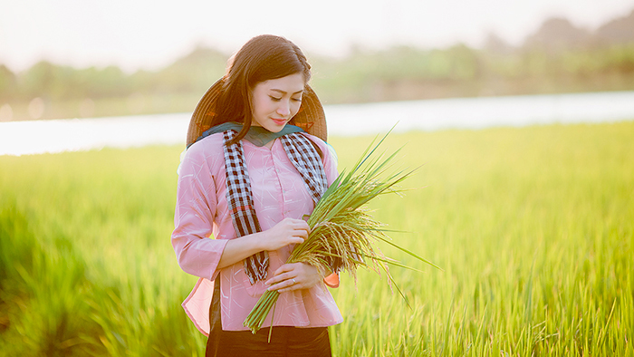 The elegant beauty of Southern women