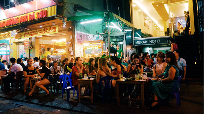 The dynamic space in Bui Vien walking street