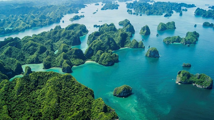 Bai Tu Long Bay