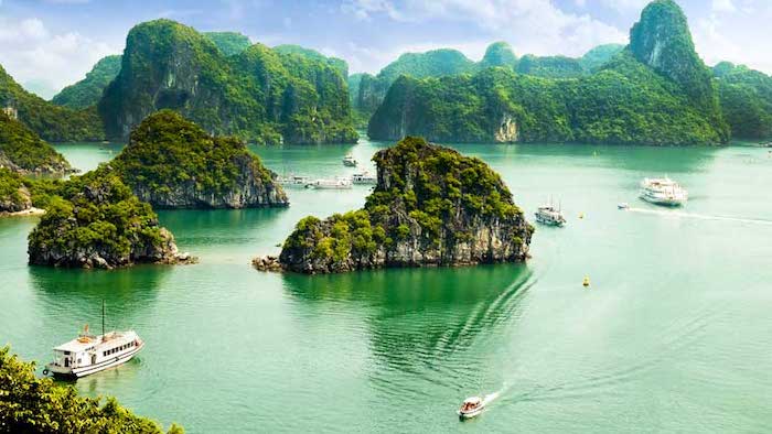 The scenery in Halong Bay in May