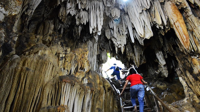 Ta Phin cave