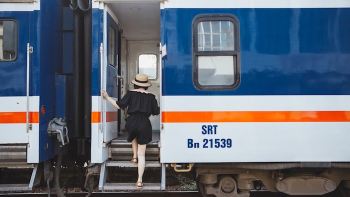 Going by train is more popular to foreigners