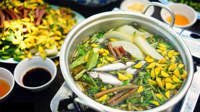 “Linh” fish soup with “dien dien” flower