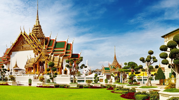 Explore the famous Grand Palace in Bangkok