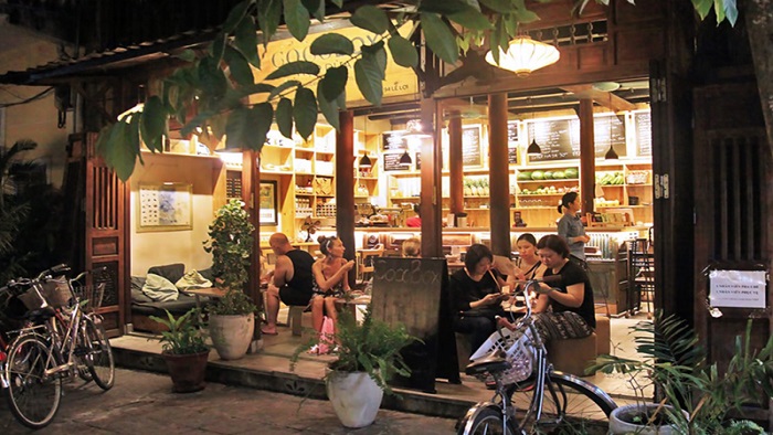 Top 7 featured drink shops you shouldn't miss in Hoi An ancient town (Editor’s choice)