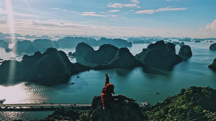 Admire Halong Bay from Bai Tho Mountain