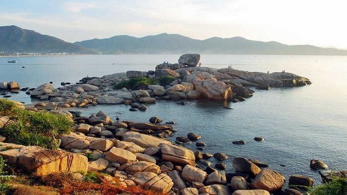 Admire the best beaches in Vietnam