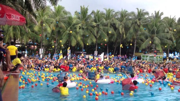 Countryside Tet in Dam Sen water park