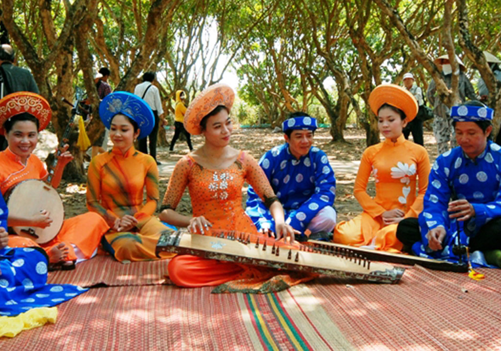 Discover Mekong Delta with folk song-Don ca tai tu