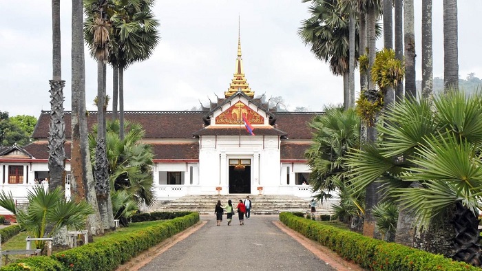 Discover Royal Palace Museum - the ancient royal palace of Laos
