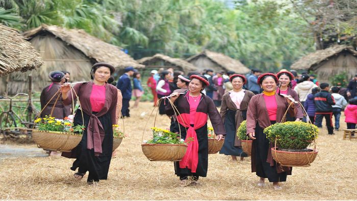 Fair of arts and handicrafts "Tet in Vietnamese house' in Hanoi