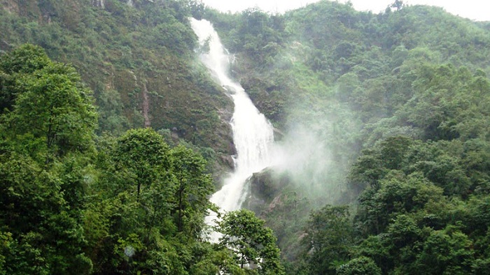 Silver waterfall 